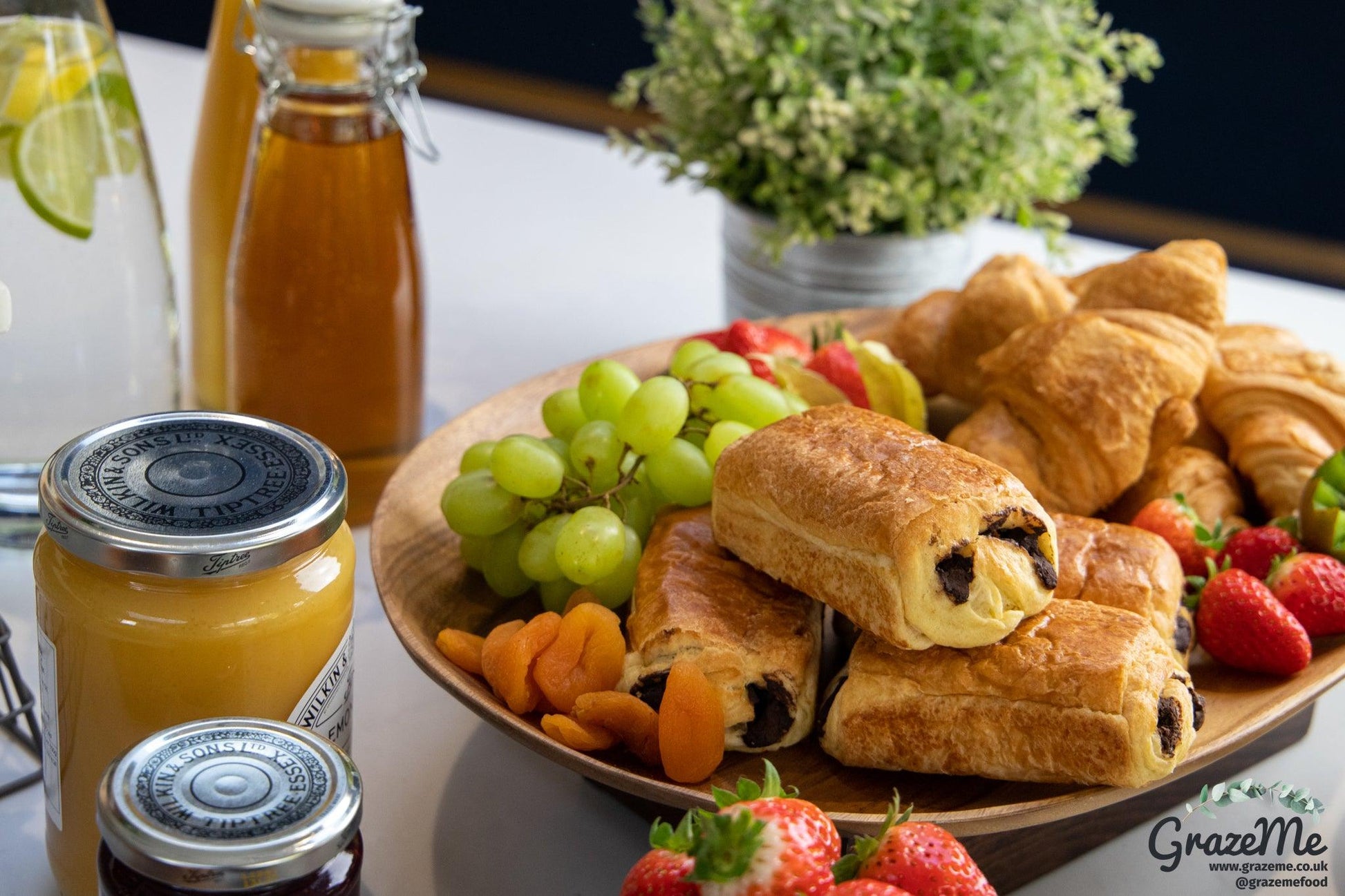 The Breakfast Grazing Table - GrazeMe Ltd